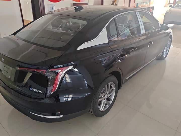 Hongqi E-QM5 2025 2025款 500km 出行版