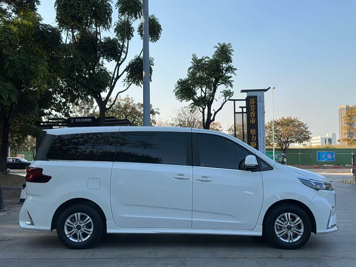 Maxus G20 2023 2023款 改款 ES 2.0T 汽油自动超值版