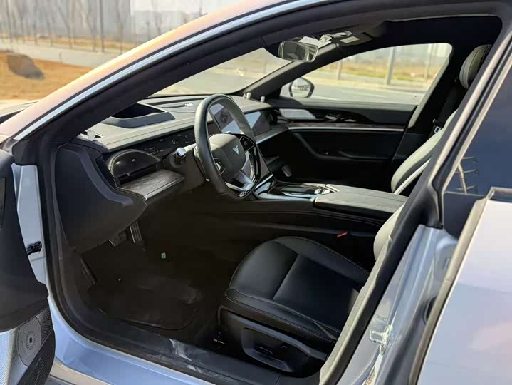 Hozon S 2024 2024款 改款 增程 1060 AR-HUD版