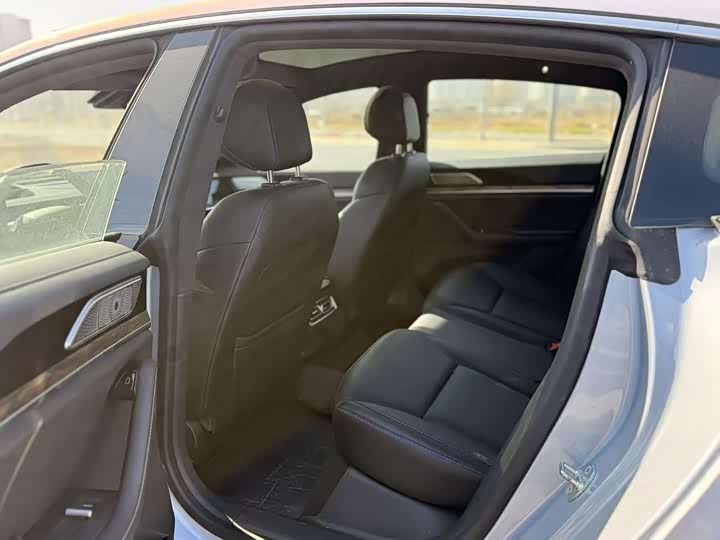 Hozon S 2024 2024款 改款 增程 1060 AR-HUD版