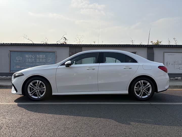Mercedes-Benz A-Class 2024 2024款 A 180 L