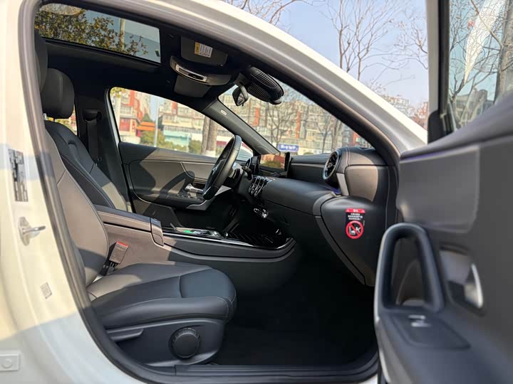 Mercedes-Benz A-Class 2024 2024款 A 180 L