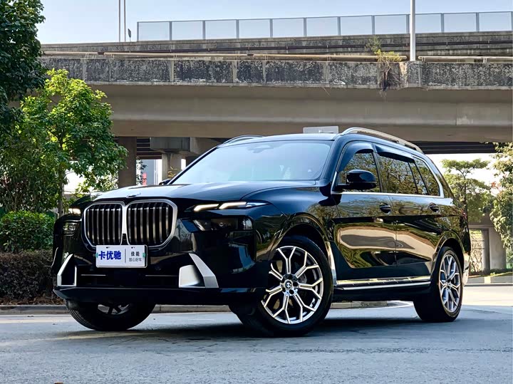 BMW X7 2024 2024款 xDrive40i 领先型豪华套装