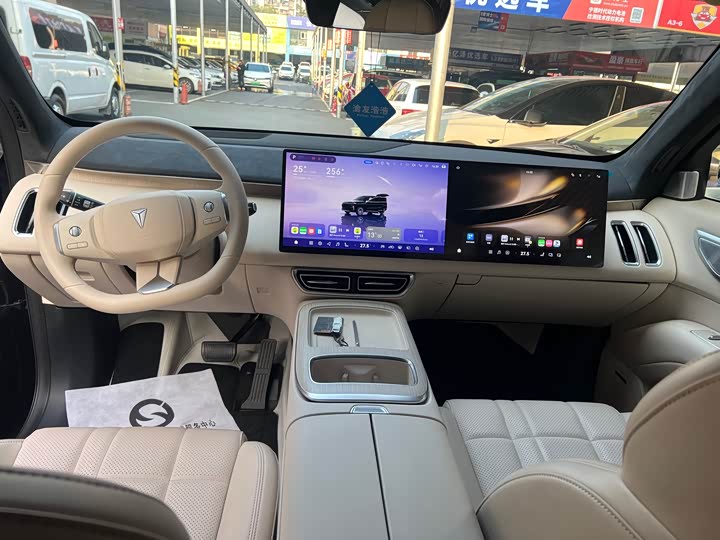 Changan Deepal S09 2025 2025款 四驱Ultra+ 高定版