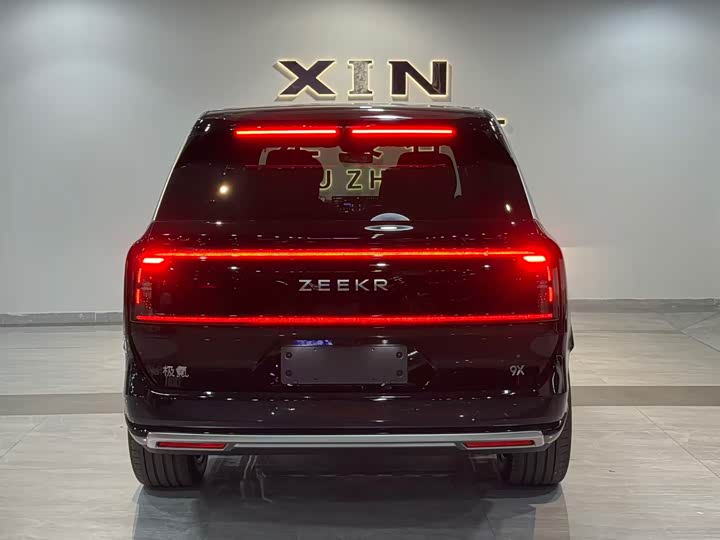2025 Zeekr 9X