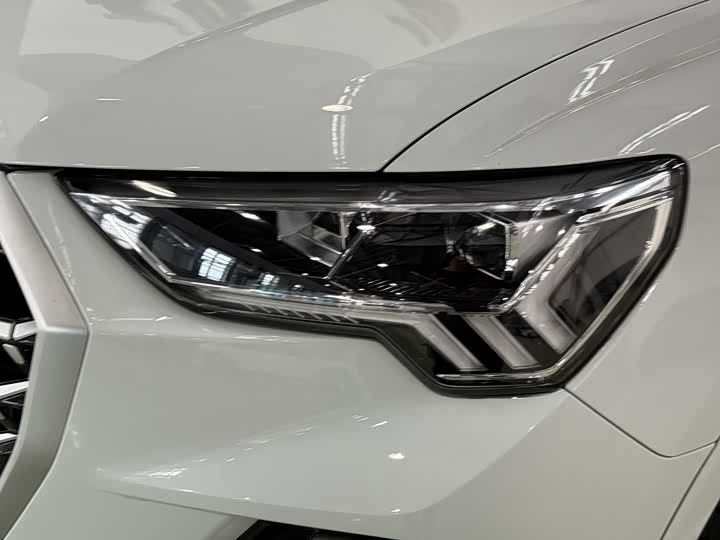 Audi Q3 2024 2024款 35 TFSI 时尚动感型