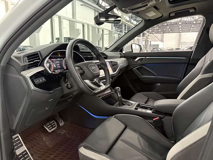 Audi Q3 2024 2024款 35 TFSI 时尚动感型