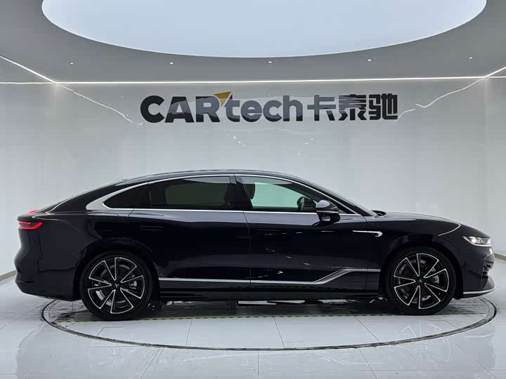 Voyah Passion 2024 2024款 PHEV 四驱超长续航旗舰版