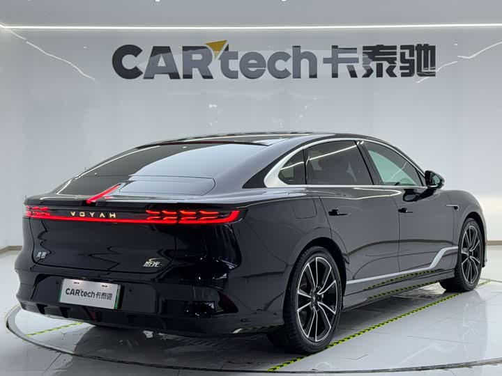 Voyah Passion 2024 2024款 PHEV 四驱超长续航旗舰版