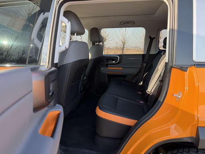 BAIC Beijing BJ40 2024 2024款 2.0T 全新城市猎人版 至尊型