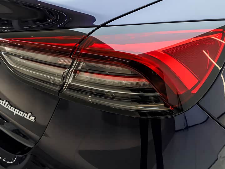 Maserati Quattroporte 2021 2021款 3.0T 标准版