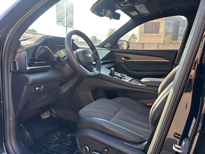 Geely Monjaro 2025 2025款 东方曜 2.0TD 自动今朝版