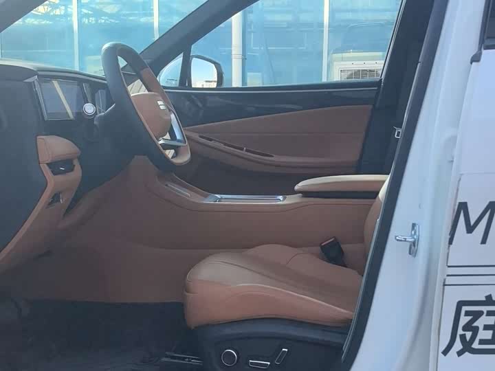 Geely Galaxy L7 2025 2025款 EM-i 115km 探索+版