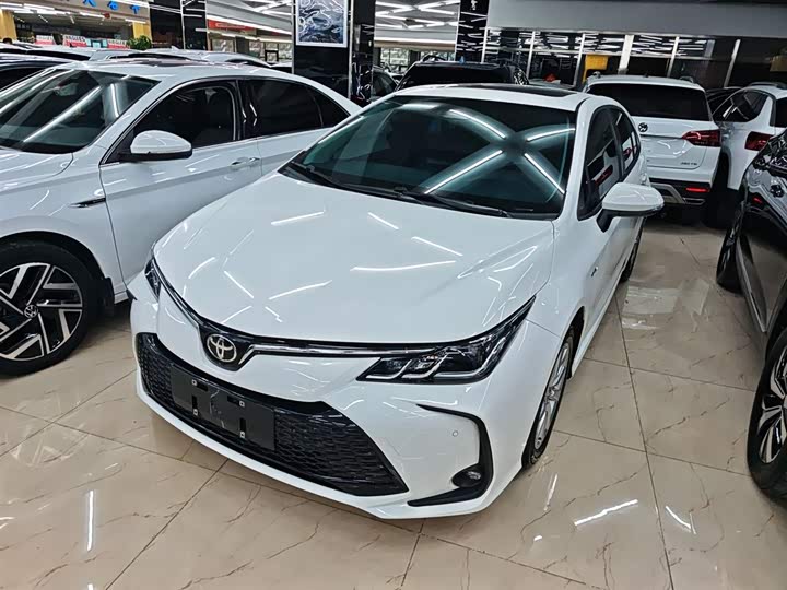 Toyota Corolla 2024 2024款 1.8L 智能电混双擎 精英版