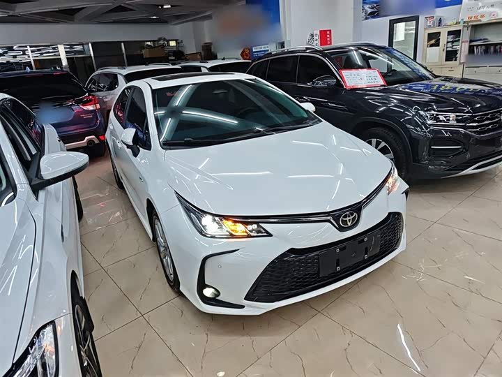 Toyota Corolla 2024 2024款 1.8L 智能电混双擎 精英版