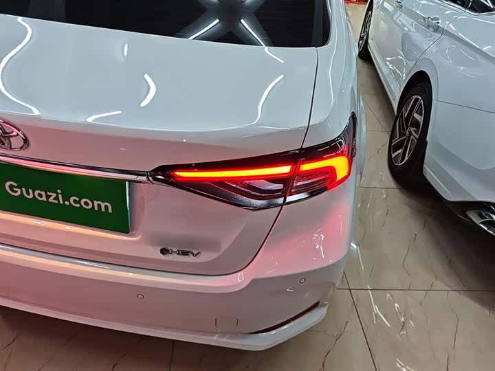 Toyota Corolla 2024 2024款 1.8L 智能电混双擎 精英版