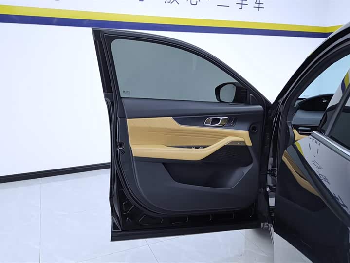 Changan UNI-K 2024 2024款 2.0T 两驱悦享型