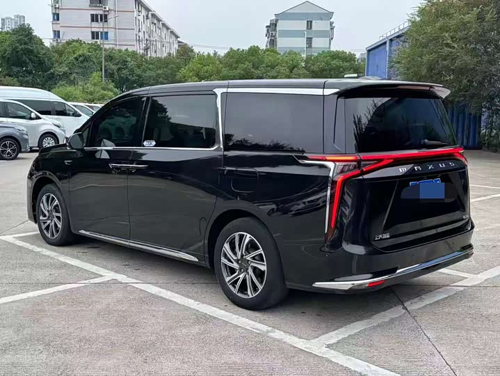 Maxus G90 2024 2024款 2.0T 星际七座版