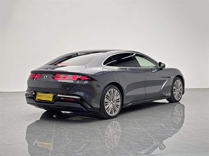 Denza Z9 2024 2024款 1100km 四驱Ultra版