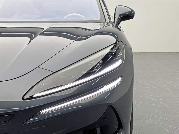 Denza Z9 2024 2024款 1100km 四驱Ultra版