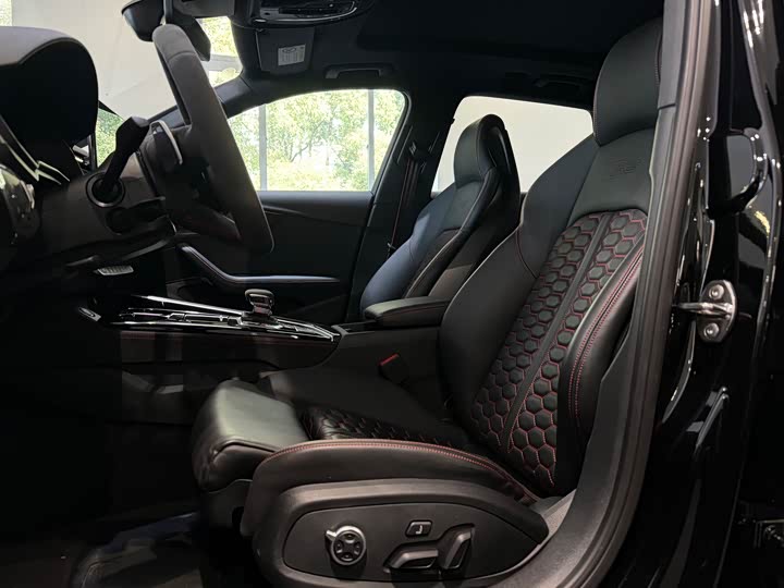 Audi RS 4 2024 2024款 RS4 Avant 致臻版