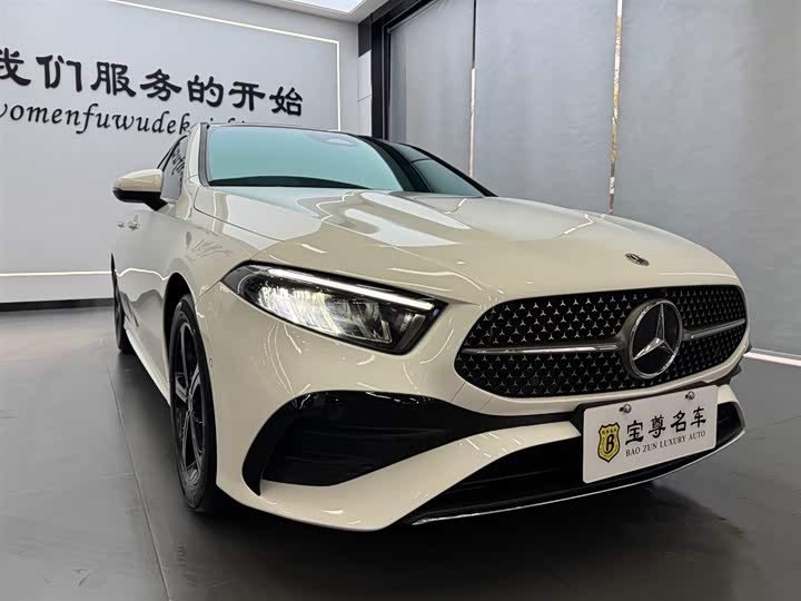 Mercedes-Benz A-Class 2025 2025款 A 200 L 时尚型