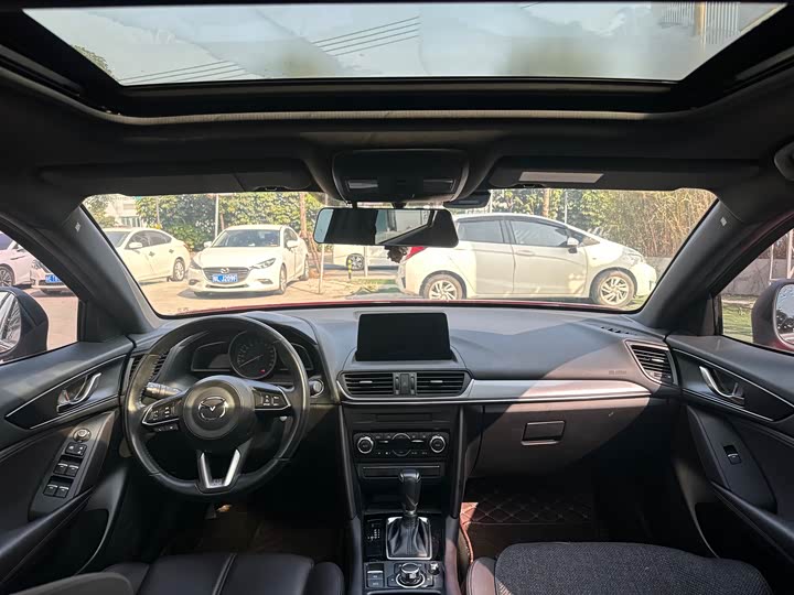 Mazda CX-4 2021 2021款 2.0L 自动两驱蓝天品位版