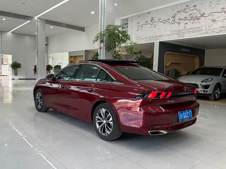 Peugeot 508 2022 2022款 508L 400THP PureTech 驭动版