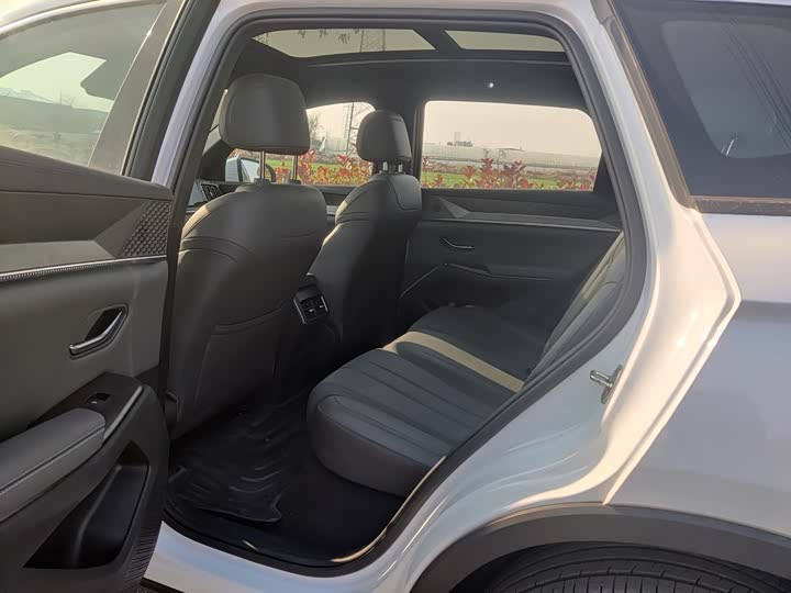 BYD Song Pro Hybrid 2025 2025款 第二代 DM-i 115KM卓越型