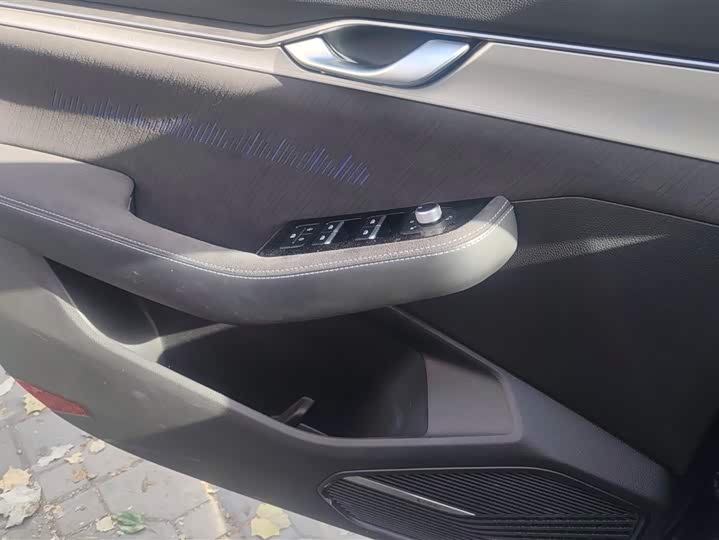 Geely Preface 2025 2025款 东方曜 2.0TD 望月版