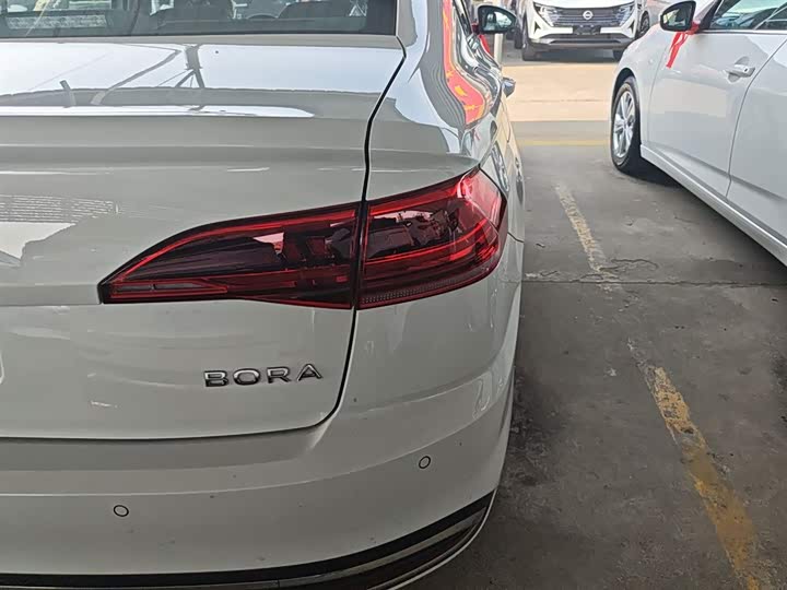 Volkswagen Bora 2025 2025款 改款 200TSI DSG悦行导航版