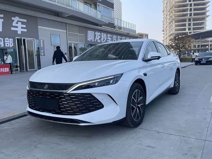 2025 BYD Qin L