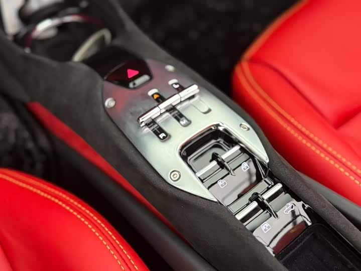 Ferrari 296 2022 2022款 3.0T V6 GTS