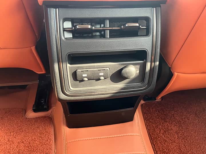 Haval H9 2024 2024款 2.0T 汽油四驱拓境版