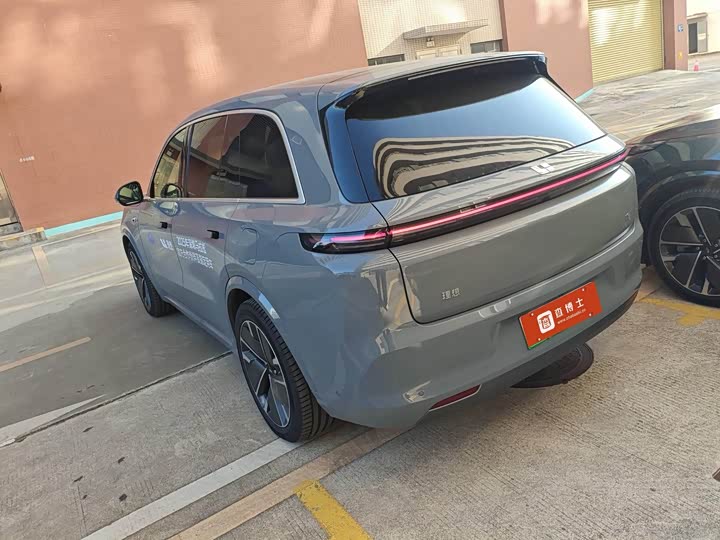 LiXiang L8 2025 2025款 Max 智能焕新版