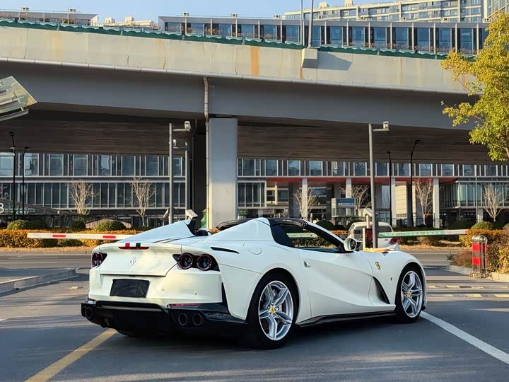 Ferrari 812 2020 2020款 6.5L GTS