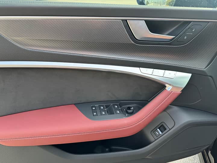 Audi A7L 2024 2024款 45 TFSI quattro 黑武士版