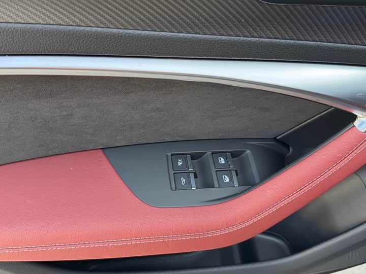 Audi A7L 2024 2024款 45 TFSI quattro 黑武士版