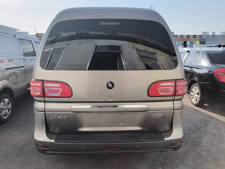 Dongfeng Forthing Lingzhi M5 2024 2024款 M5L 1.5T 手动基本型 7座
