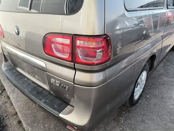 Dongfeng Forthing Lingzhi M5 2024 2024款 M5L 1.5T 手动基本型 7座