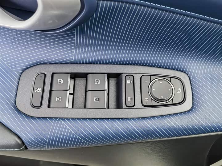 GAC Trumpchi GS3 2023 2023款 影速 270T 劲享版