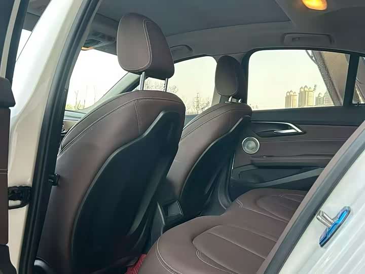 BMW 1 Series 2023 2023款 120i M运动曜夜版