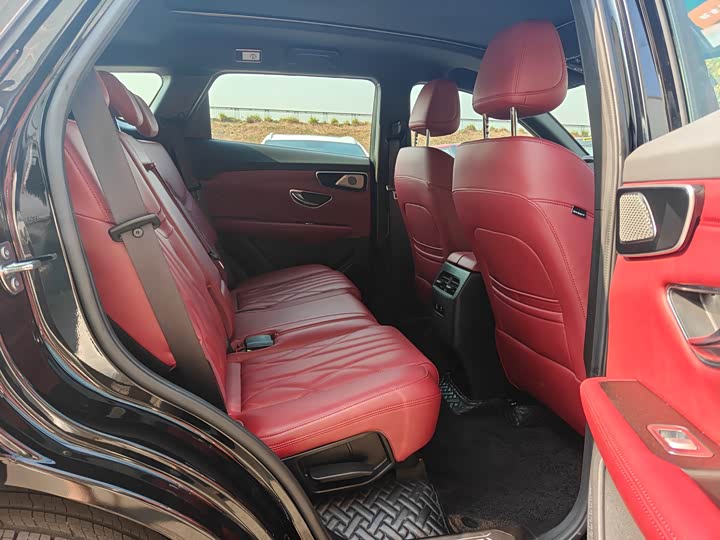 Jetour X70 Plus 2025 2025款 1.5T 旗舰版 5座