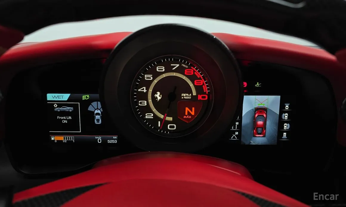 Ferrari F8 2019 3.9 V8