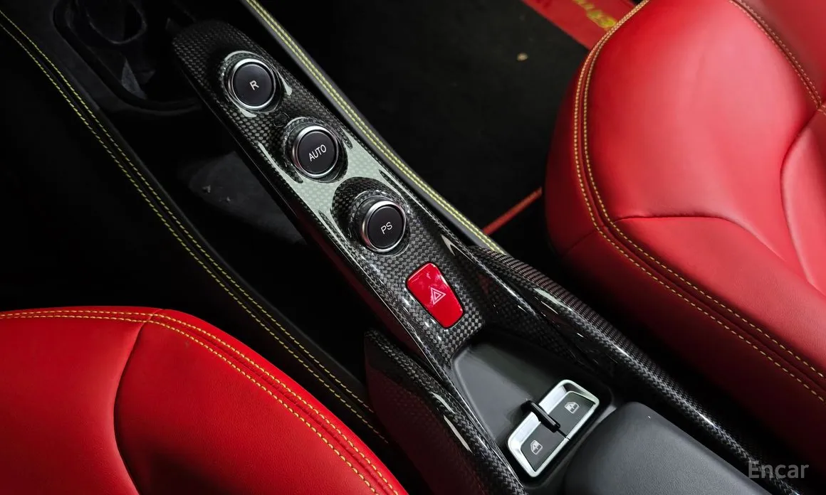 Ferrari F8 2019 3.9 V8