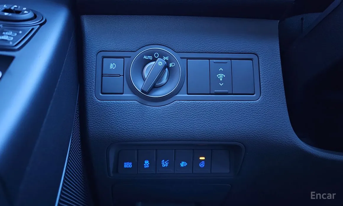 Hyundai Solati 2015 15-seater