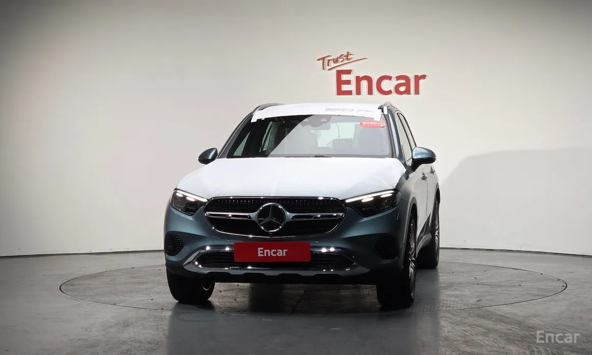 Mercedes-Benz GLC-Class 2023 GLC 300 4MATIC Avantgarde