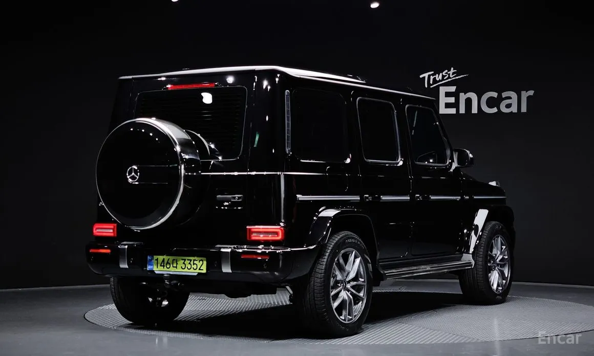 Mercedes-Benz G-Class 2024 G450d