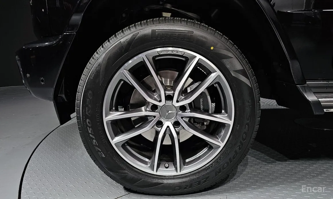 Mercedes-Benz G-Class 2024 G450d