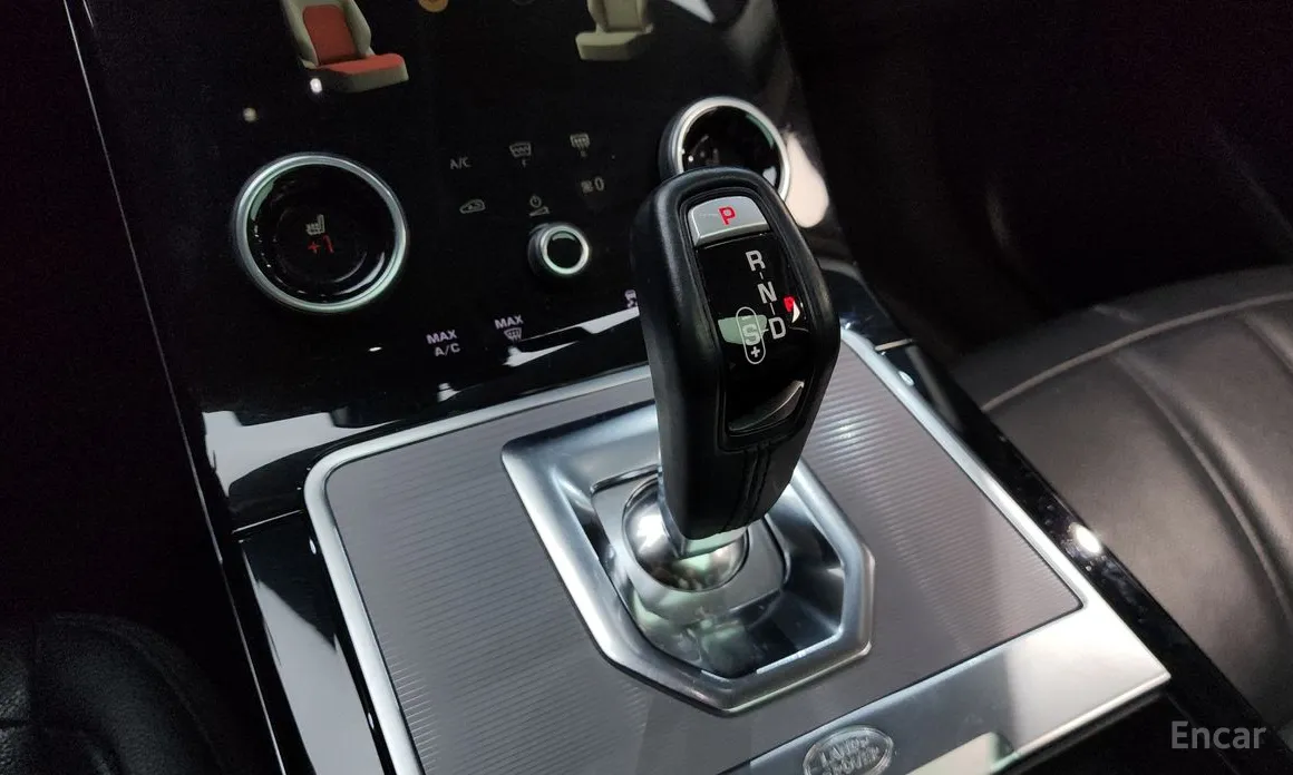 Land Rover Range Rover Evoque 2019 P250 SE